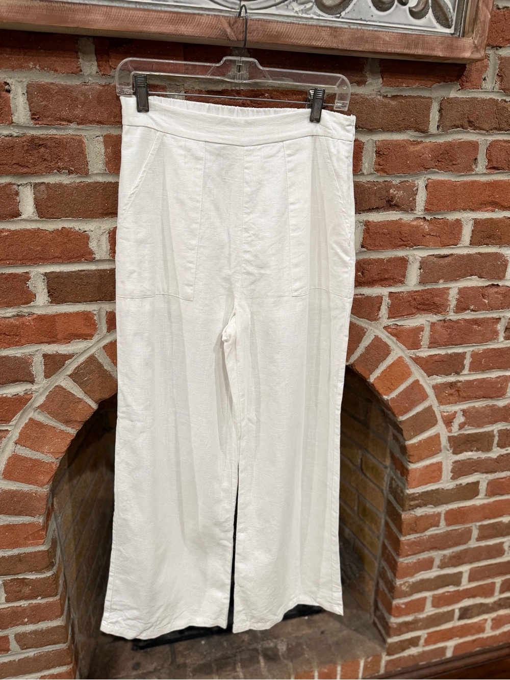 Doe & Rae White Straight-Leg Pants
